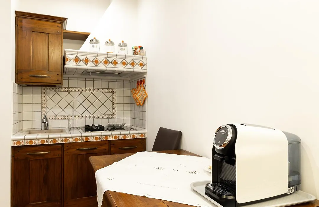 Altobelli Apartment-1